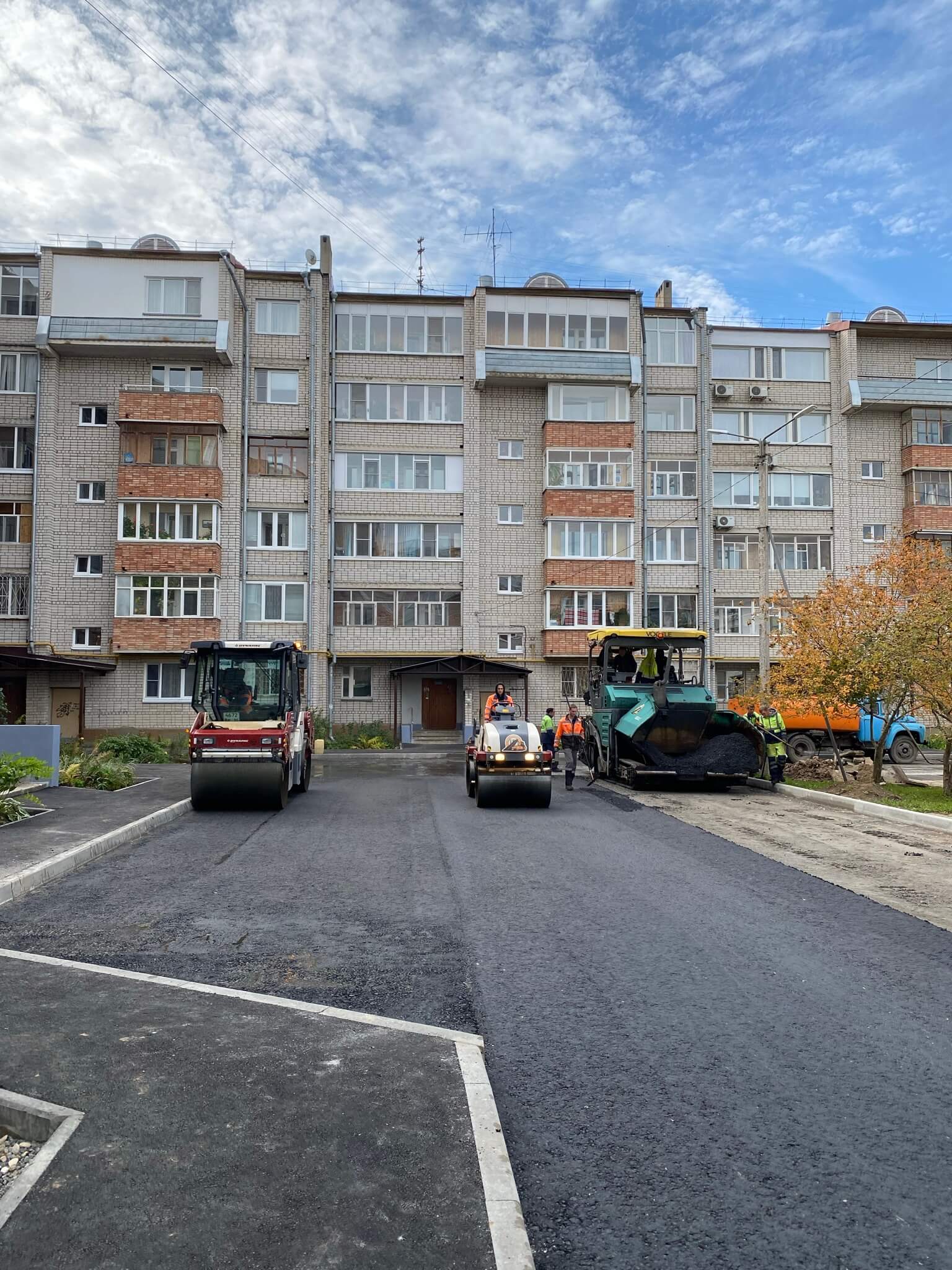 Ремонт дворовых территорий по ул. Советский проспект, ул. Козленская -  Группа Компаний «ПКТ»